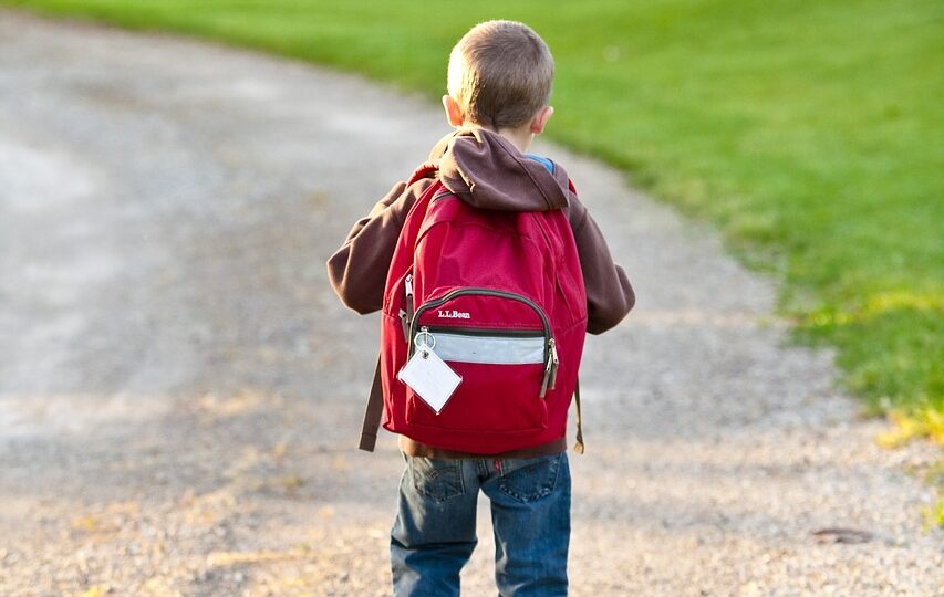 school, backpack, childhood-1634755.jpg